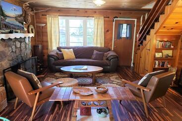 A Sweet Pine Cabin