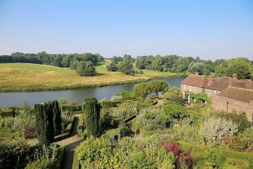 تختخواب و صبحانه Leeds Castle Maiden S Tower