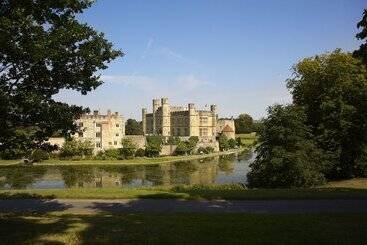 تختخواب و صبحانه Leeds Castle Maiden S Tower