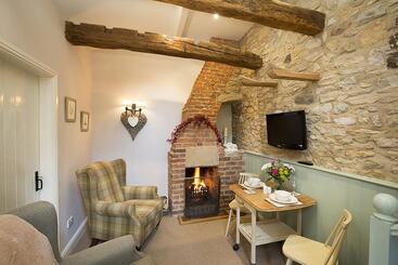 Bramwood Cottages