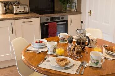 Bramwood Cottages