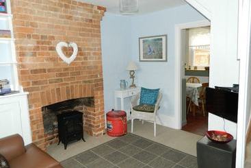Cosy Cottage