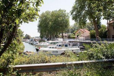 コテージ Gîte Les Moignottes