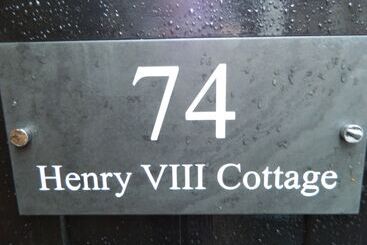 Henry Viii Cottage