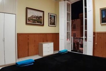 Hostal Marqués Del Campo   Hostel