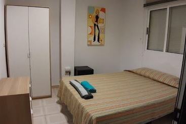 Hostal Marqués Del Campo   Hostel