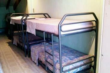 Hostal Marqués Del Campo   Hostel