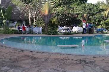 هتل Cooke Villa