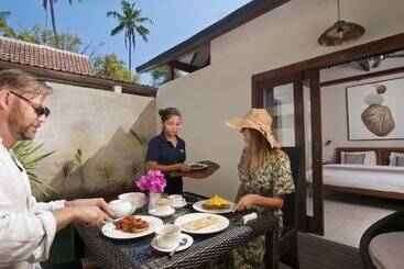 هتل Kerensia Private Pool Villas