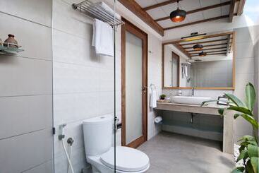 هتل Kerensia Private Pool Villas
