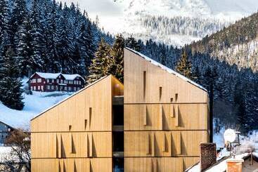 בית מלון כפרי Pecr Deep