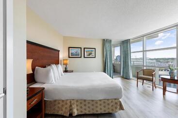 هتل Sandy Beach Resort