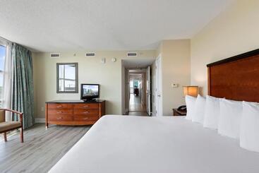 هتل Sandy Beach Resort
