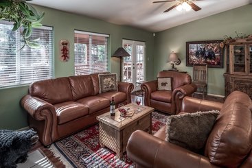 New Mexico Mountain Pines Cabin  Three Bedroom Cabin