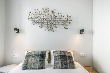 پانسیون Bairro House Lisbon Charming Suites