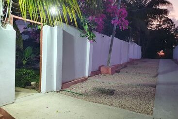 پانسیون Baridi Villa