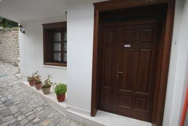 پانسیون Guesthouse Altin