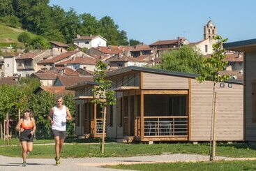 استراحتگاه Village Vacances Les Lambrilles   Chalets