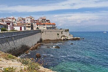 استراحتگاه Hello Côte D Azur