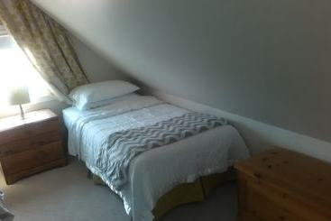 Stoneleigh Cottage