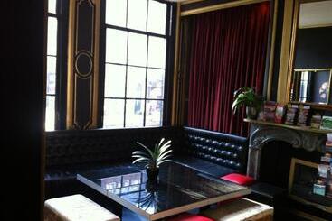 Heart Of Amsterdam Hostel