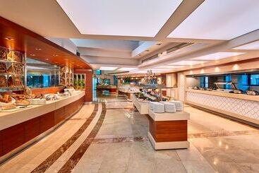 Cornelia De Luxe Resort   All Inclusive