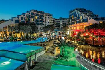 Cornelia De Luxe Resort   All Inclusive