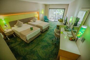 Cornelia De Luxe Resort All Inclusive