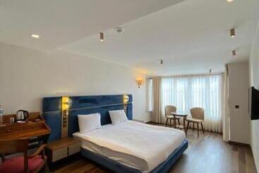 Armagrandi Spina Hotel Special Category