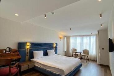 Armagrandi Spina Hotel Special Category