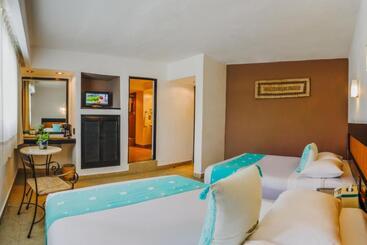 هتل B Cozumel