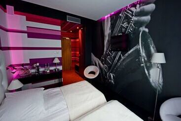 هتل Best Western Plus Krakow Old Town