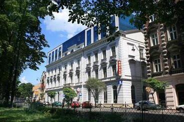 هتل Best Western Plus Krakow Old Town