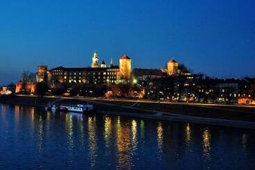 هتل Best Western Plus Krakow Old Town