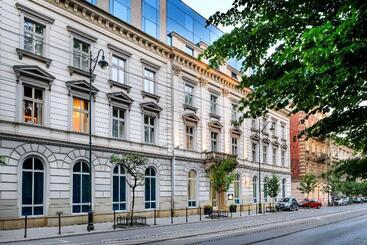 هتل Best Western Plus Krakow Old Town