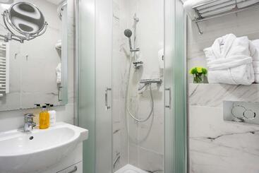 هتل Best Western Plus Krakow Old Town