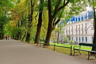 هتل Best Western Plus Krakow Old Town