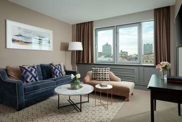 Chekhoff Hotel Moscow Curio Collection By Hilton