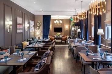 Chekhoff Hotel Moscow Curio Collection By Hilton