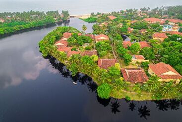 هتل Club Palm Bay