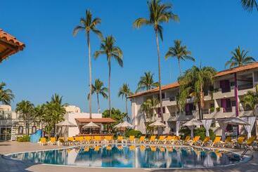 ホテル Crown Paradise Club All Inclusive