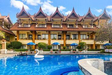 هتل Diamond Cottage Resort & Spa