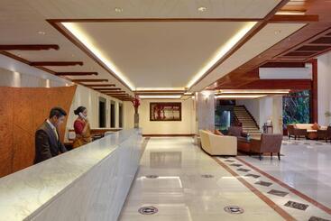 Earls Regency - Kandy