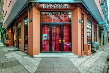 هتل Egnatia