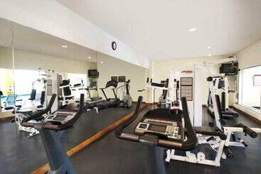 هتل Fiesta Inn Express Hermosillo