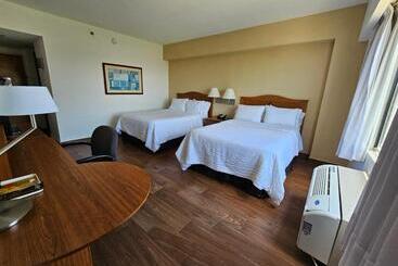 هتل Fiesta Inn Tampico