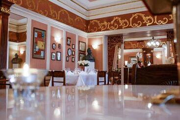 هتل Grand