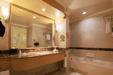 Grand Noble Hotel Dongguan