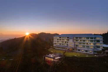 هتل Heritance Tea Factory