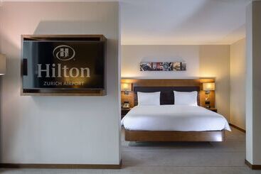 هتل Hilton Zurich Airport